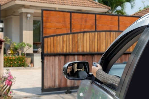 Motorisation portail BIZANOS