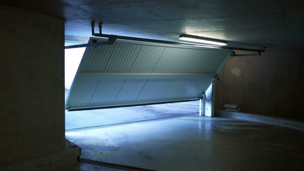 Porte garage BFT Bibarnaa automatismes